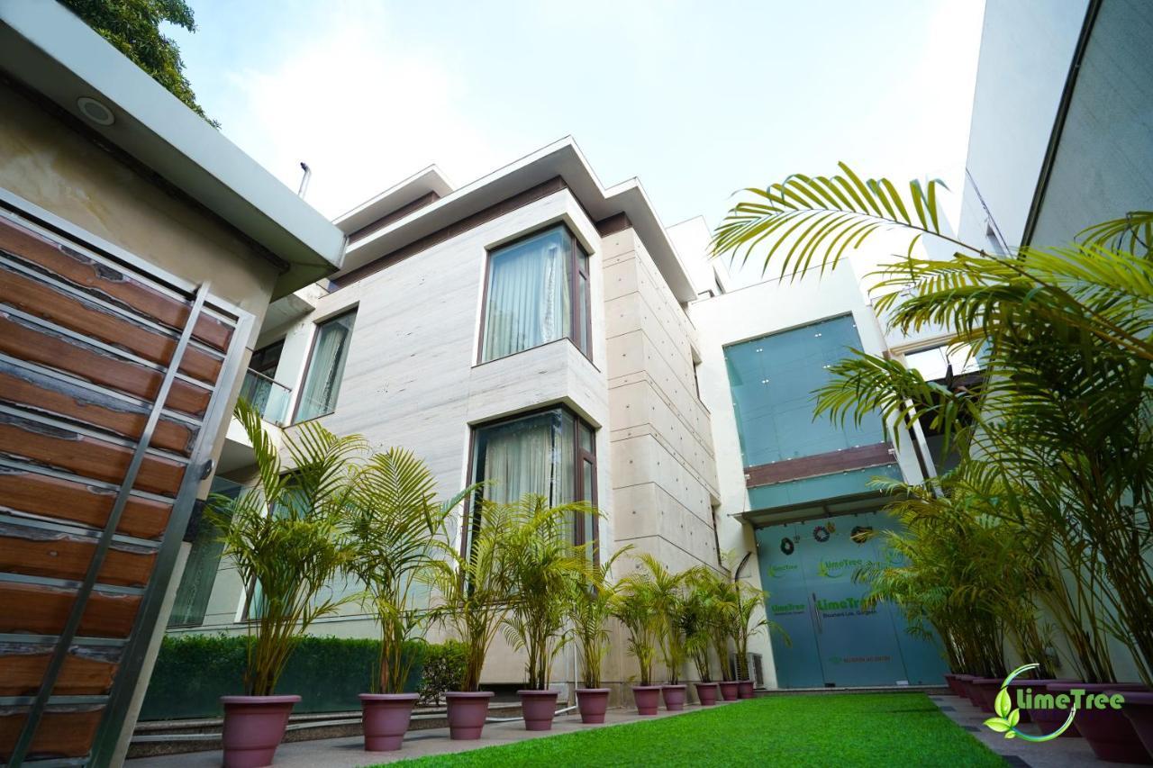 Lime Tree Hotel Sushant Lok Gurgaon Sector 29 Next To Iffco Chowk Metro 外观 照片