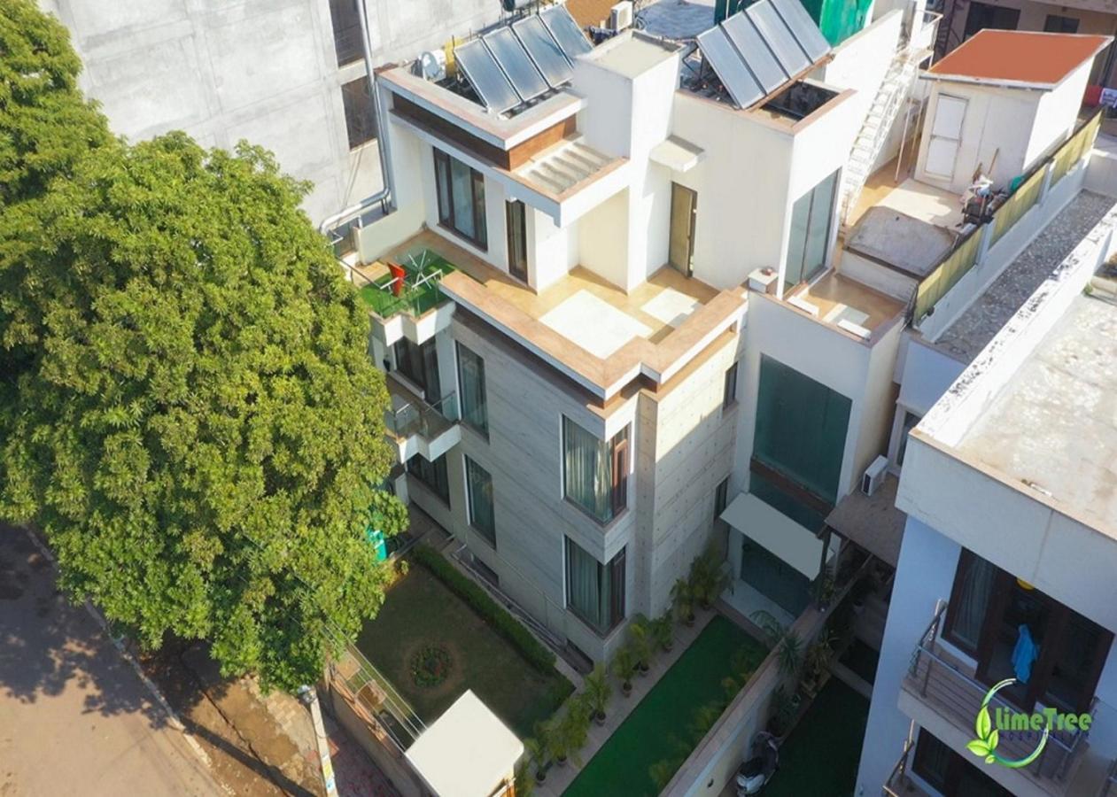 Lime Tree Hotel Sushant Lok Gurgaon Sector 29 Next To Iffco Chowk Metro 外观 照片